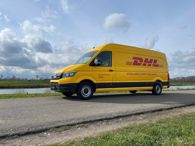 DHL_autobelettering_1